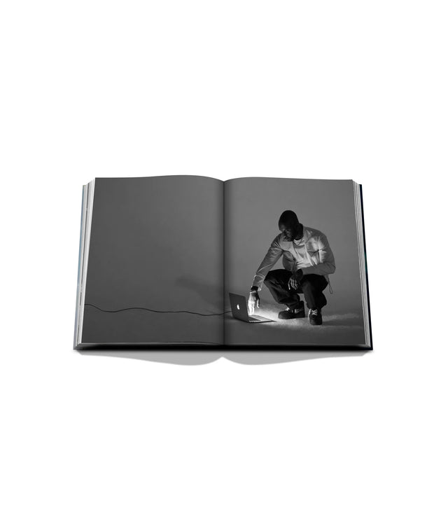 ASSOULINE book "Louis Vuitton. Virgil Abloh"