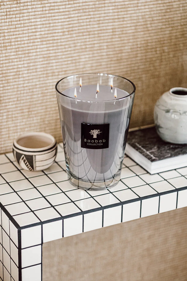 Baobab Collection "White Rhino" candle