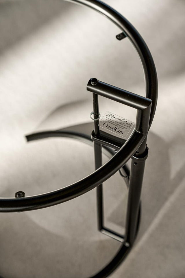E1027 staliukas | ClassiCon