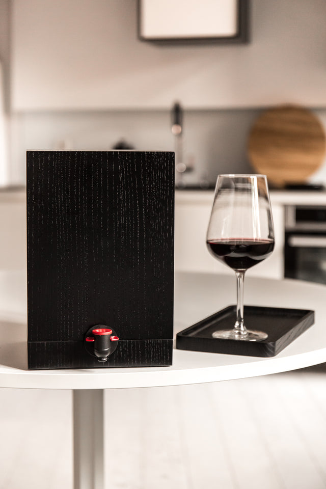 VINO wine dispenser