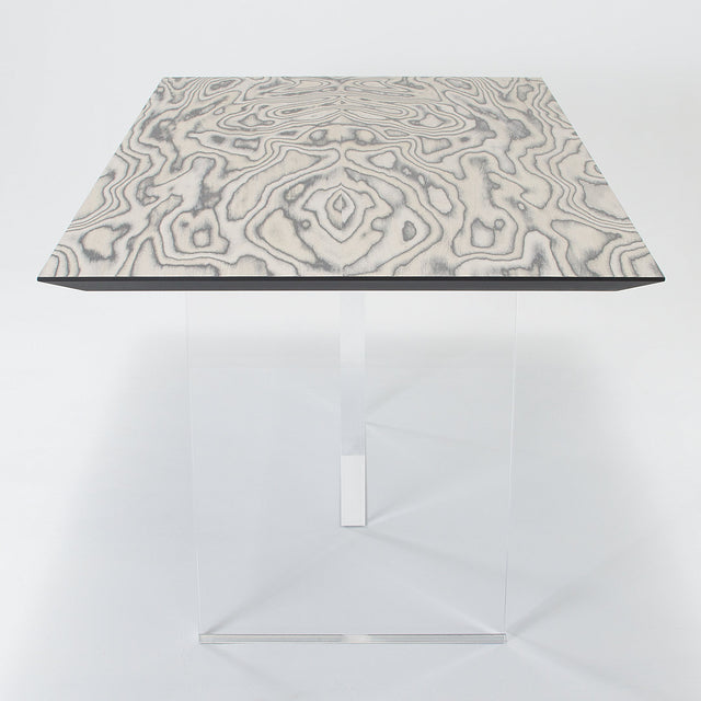 FLOW dining table by VIRÚNA 