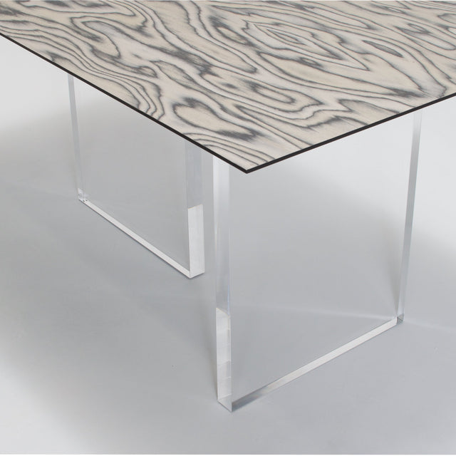 FLOW dining table by VIRÚNA 