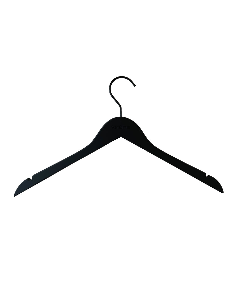 HANG shirt hangers