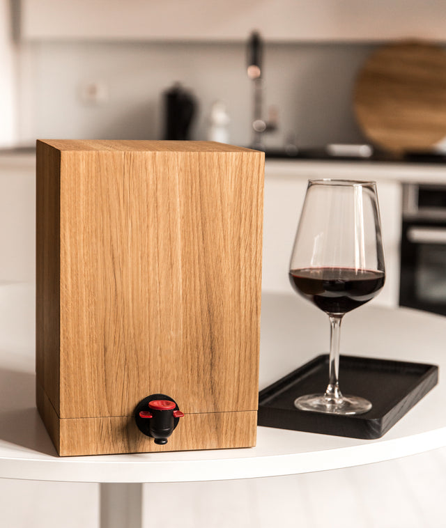 VINO wine dispenser